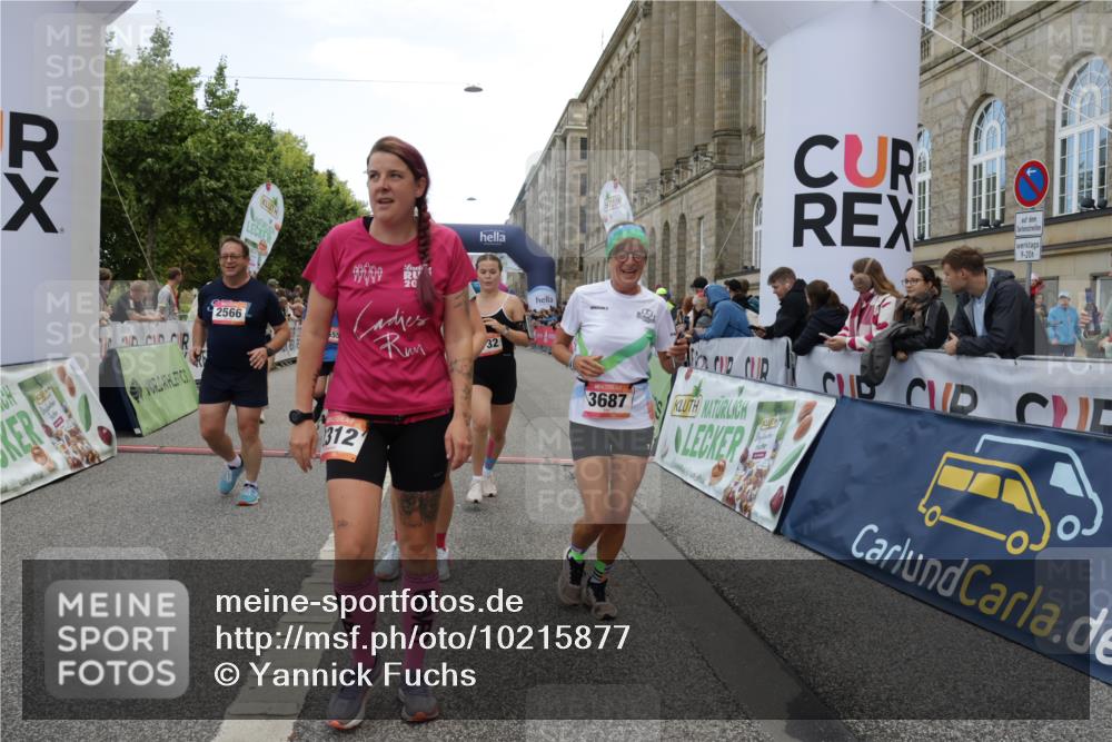 06.09.2026 - CURREX Alsterlauf Yannick Fuchs http://msf.ph/oto/10215877 06.09.2026 10:11:00 Ziel 2226, 2312, 2417, 2427, 2552, 2566, 2616, 2732, 2982, 3171, 3685, 3687, 3988, 3995, 5141, 5142, 5555, 5826, 5888, 5898, 6088, 8292 meine-sportfotos.de
