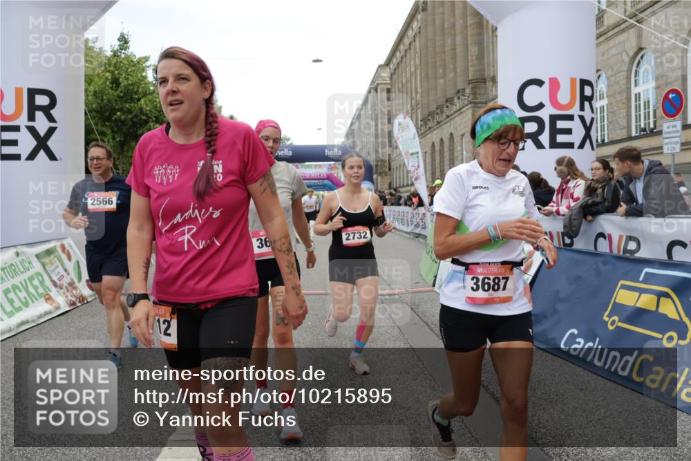 06.09.2026 - CURREX Alsterlauf Yannick Fuchs http://msf.ph/oto/10215895 06.09.2026 10:11:01 Ziel 2226, 2312, 2417, 2427, 2552, 2566, 2616, 2732, 2982, 3171, 3685, 3687, 3988, 3995, 5141, 5142, 5555, 5826, 5888, 5898, 6088, 8292 meine-sportfotos.de