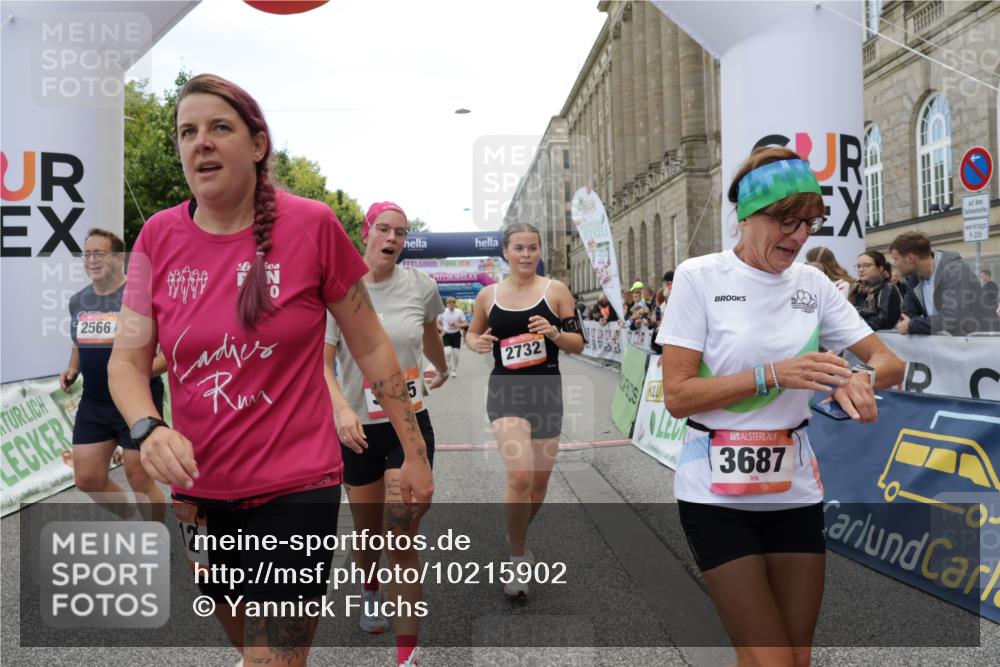 06.09.2026 - CURREX Alsterlauf Yannick Fuchs http://msf.ph/oto/10215902 06.09.2026 10:11:01 Ziel 2226, 2312, 2417, 2427, 2552, 2566, 2616, 2732, 2982, 3171, 3685, 3687, 3988, 3995, 5141, 5142, 5555, 5826, 5888, 5898, 6088, 8292 meine-sportfotos.de