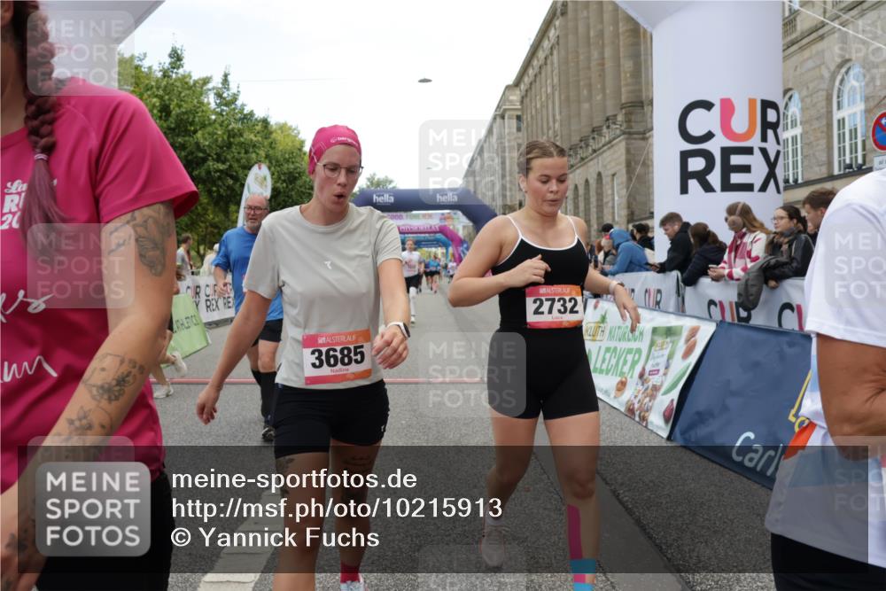 06.09.2026 - CURREX Alsterlauf Yannick Fuchs http://msf.ph/oto/10215913 06.09.2026 10:11:02 Ziel 2312, 2417, 2427, 2552, 2566, 2732, 2982, 3171, 3685, 3687, 3988, 3995, 5142, 5555, 5826, 5888, 5898, 8292 meine-sportfotos.de
