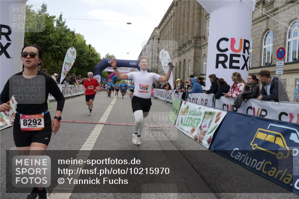 06.09.2026 - CURREX Alsterlauf Yannick Fuchs http://msf.ph/oto/10215970 06.09.2026 10:11:04 Ziel 2312, 2417, 2552, 2566, 2732, 2982, 3171, 3685, 3687, 3988, 5268, 5496, 5498, 5499, 5500, 5555, 5826, 5888, 5898, 8292 meine-sportfotos.de