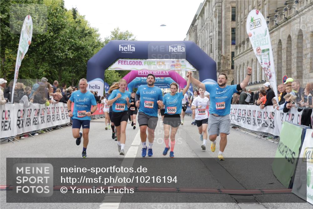 06.09.2026 - CURREX Alsterlauf Yannick Fuchs http://msf.ph/oto/10216194 06.09.2026 10:11:07 Ziel 2324, 2566, 2732, 3171, 3988, 4409, 5268, 5496, 5498, 5499, 5500, 5555, 5826, 5888, 8292 meine-sportfotos.de
