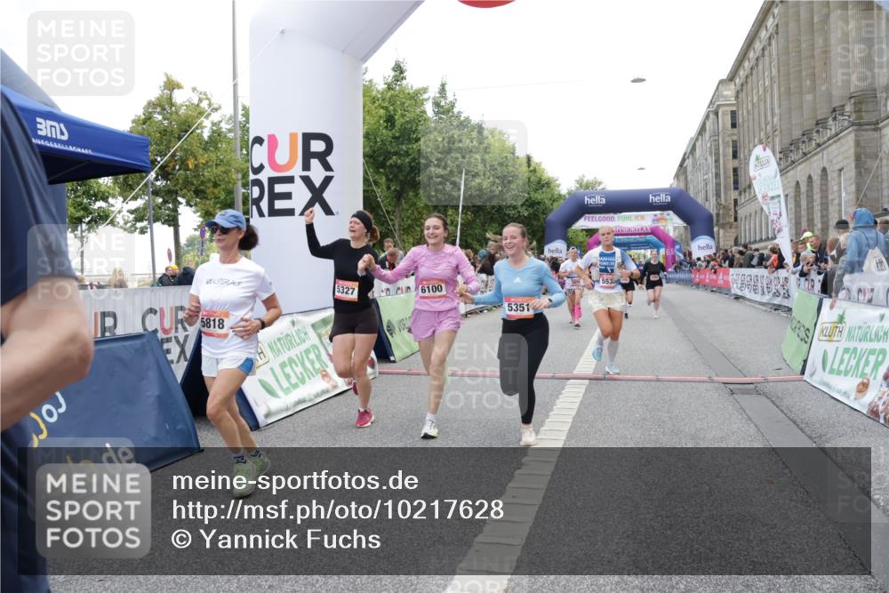 06.09.2026 - CURREX Alsterlauf Yannick Fuchs http://msf.ph/oto/10217628 06.09.2026 10:11:16 Ziel 2324, 2889, 2890, 2979, 2980, 4409, 4612, 4782, 4783, 5268, 5327, 5351, 5392, 5393, 5496, 5498, 5499, 5500, 5532, 5818, 6100, 6103, 6393, 6465 meine-sportfotos.de