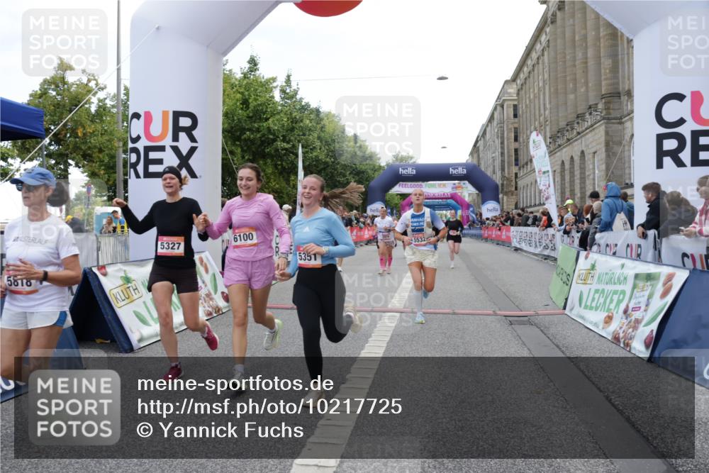 06.09.2026 - CURREX Alsterlauf Yannick Fuchs http://msf.ph/oto/10217725 06.09.2026 10:11:16 Ziel 2324, 2889, 2890, 2979, 2980, 4409, 4612, 4782, 4783, 5268, 5327, 5351, 5392, 5393, 5496, 5498, 5499, 5500, 5532, 5818, 6100, 6103, 6393, 6465 meine-sportfotos.de