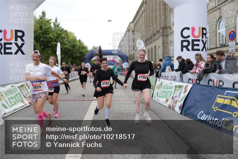 06.09.2026 - CURREX Alsterlauf Yannick Fuchs http://msf.ph/oto/10218517 06.09.2026 10:11:20 Ziel 2889, 2890, 2979, 2980, 4251, 4442, 4517, 4612, 4782, 4783, 5327, 5351, 5392, 5393, 5532, 5647, 5818, 6100, 6103, 6393, 6465 meine-sportfotos.de