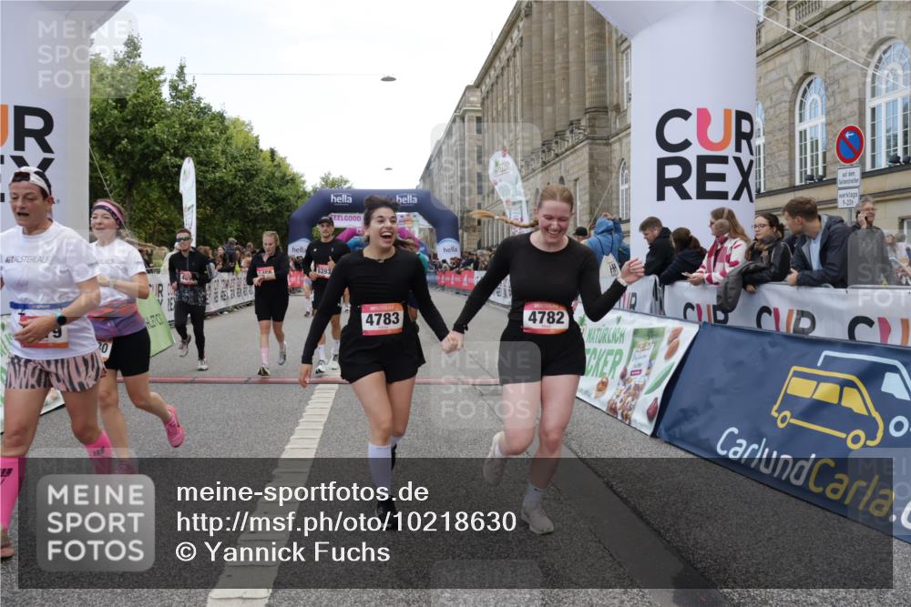 06.09.2026 - CURREX Alsterlauf Yannick Fuchs http://msf.ph/oto/10218630 06.09.2026 10:11:20 Ziel 2889, 2890, 2979, 2980, 4251, 4442, 4517, 4612, 4782, 4783, 5327, 5351, 5392, 5393, 5532, 5647, 5818, 6100, 6103, 6393, 6465 meine-sportfotos.de