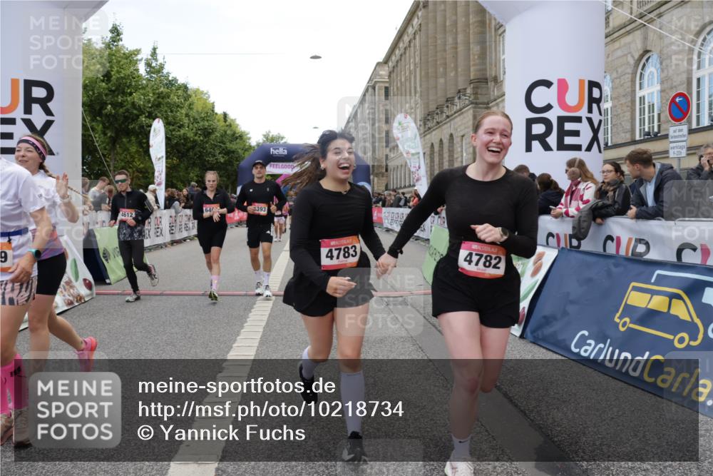 06.09.2026 - CURREX Alsterlauf Yannick Fuchs http://msf.ph/oto/10218734 06.09.2026 10:11:20 Ziel 2889, 2890, 2979, 2980, 4251, 4442, 4517, 4612, 4782, 4783, 5327, 5351, 5392, 5393, 5532, 5647, 5818, 6100, 6103, 6393, 6465 meine-sportfotos.de