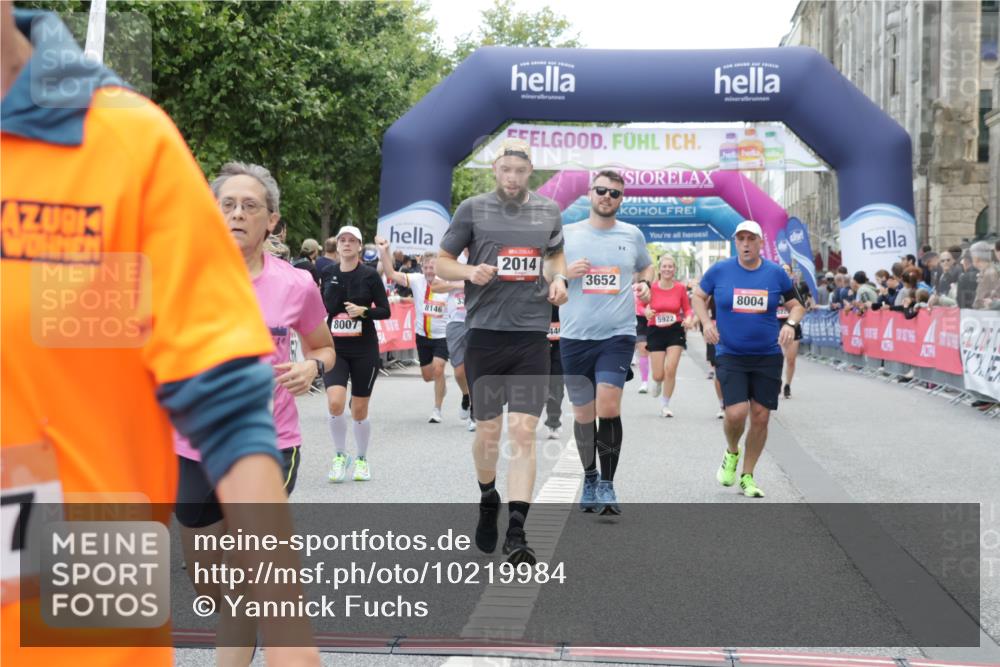 06.09.2026 - CURREX Alsterlauf Yannick Fuchs http://msf.ph/oto/10219984 06.09.2026 10:11:27 Ziel 2014, 2352, 2446, 3360, 3652, 4251, 4442, 4517, 4612, 5226, 5647, 6393, 6465, 8004, 8007, 8145, 8146 meine-sportfotos.de