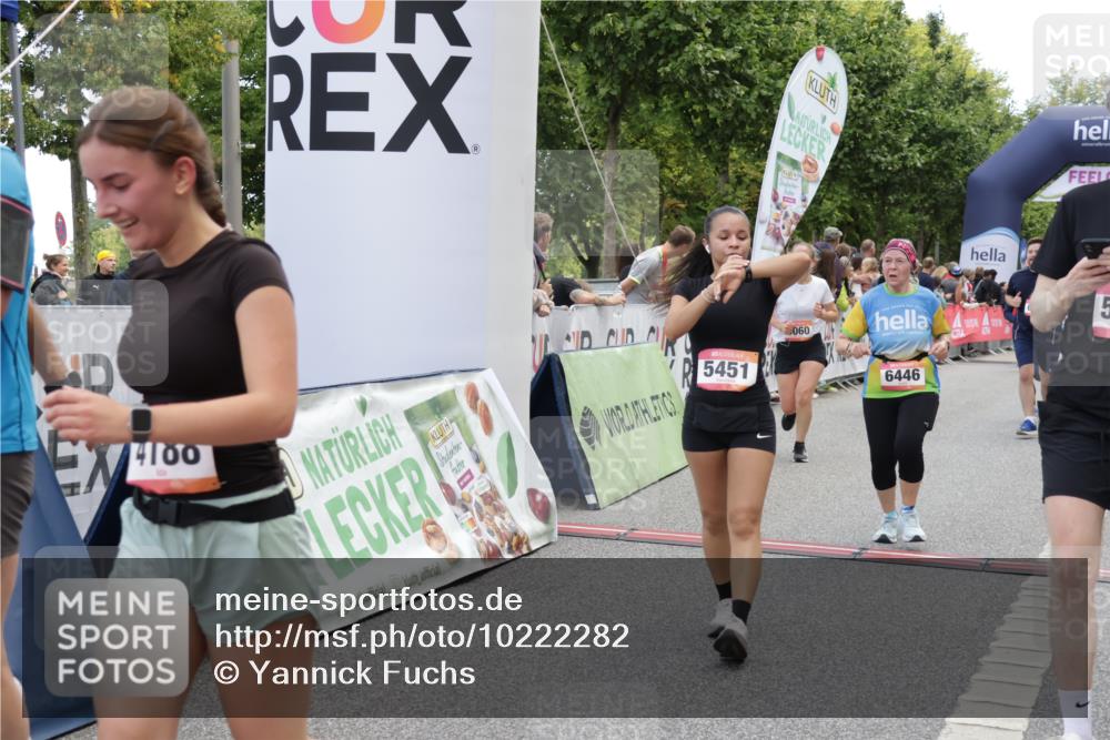 06.09.2026 - CURREX Alsterlauf Yannick Fuchs http://msf.ph/oto/10222282 06.09.2026 10:11:41 Ziel 2125, 2356, 3060, 3284, 3285, 3373, 3704, 3922, 4188, 4189, 4611, 5279, 5451, 5458, 6019, 6166, 6362, 6446 meine-sportfotos.de