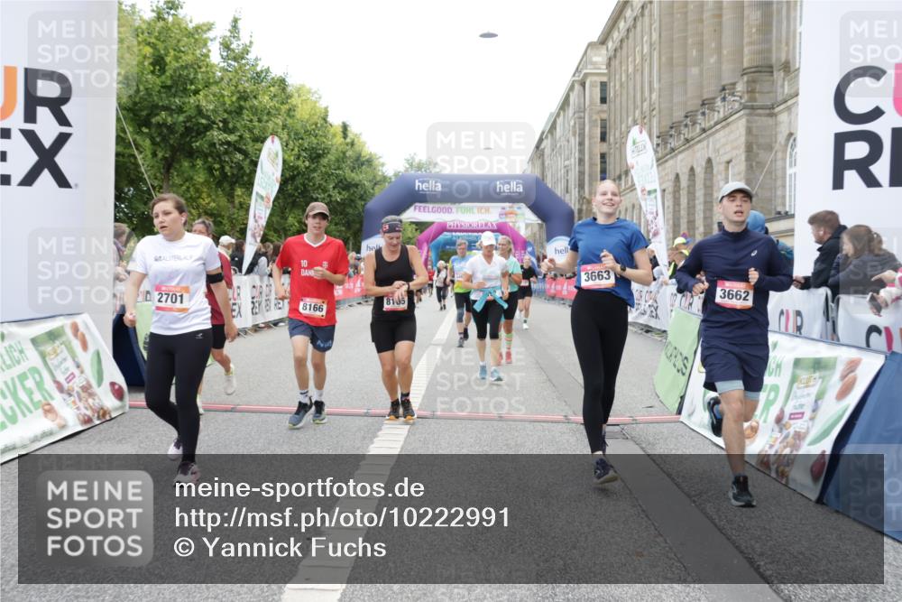 06.09.2026 - CURREX Alsterlauf Yannick Fuchs http://msf.ph/oto/10222991 06.09.2026 10:11:49 Ziel 2110, 2125, 2192, 2701, 3060, 3662, 3663, 3704, 4276, 4611, 5197, 6019, 6166, 6362, 6467, 8165, 8166 meine-sportfotos.de