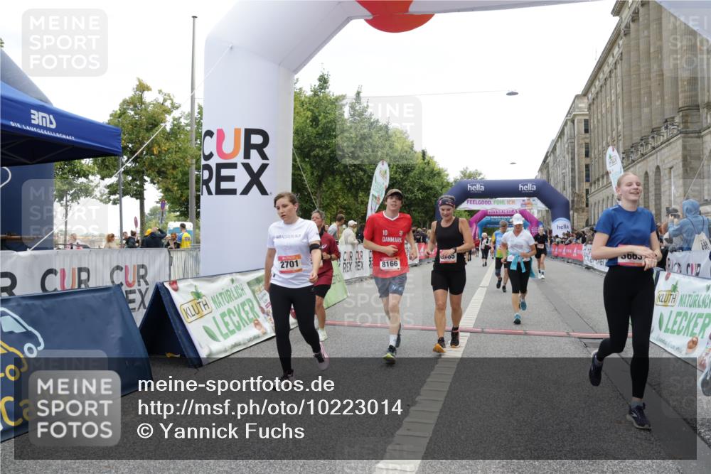 06.09.2026 - CURREX Alsterlauf Yannick Fuchs http://msf.ph/oto/10223014 06.09.2026 10:11:50 Ziel 2110, 2125, 2192, 2701, 3060, 3662, 3663, 3704, 4276, 4611, 4653, 5197, 5292, 6019, 6166, 6362, 6467, 8165, 8166 meine-sportfotos.de