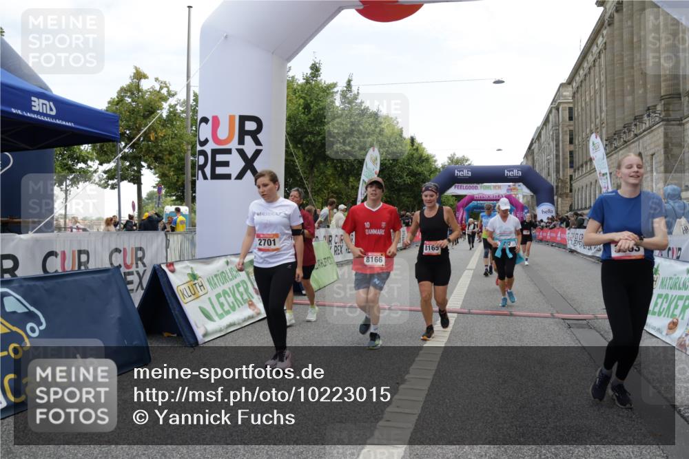 06.09.2026 - CURREX Alsterlauf Yannick Fuchs http://msf.ph/oto/10223015 06.09.2026 10:11:50 Ziel 2110, 2125, 2192, 2701, 3060, 3662, 3663, 3704, 4276, 4611, 4653, 5197, 5292, 6019, 6166, 6362, 6467, 8165, 8166 meine-sportfotos.de