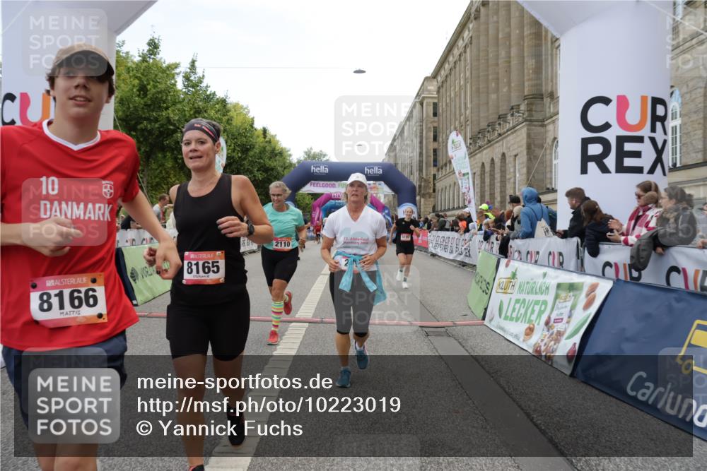 06.09.2026 - CURREX Alsterlauf Yannick Fuchs http://msf.ph/oto/10223019 06.09.2026 10:11:51 Ziel 2110, 2125, 2192, 2701, 3662, 3663, 3704, 4276, 4611, 4653, 5197, 5292, 6166, 6362, 6467, 8165, 8166 meine-sportfotos.de