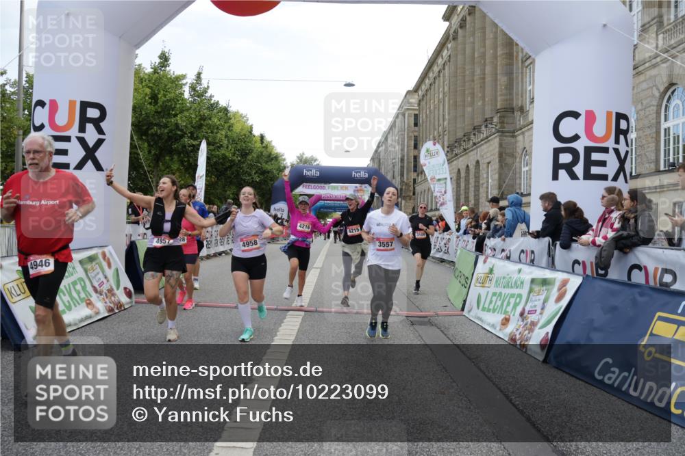 06.09.2026 - CURREX Alsterlauf Yannick Fuchs http://msf.ph/oto/10223099 06.09.2026 10:12:08 Ziel 3108, 3128, 3557, 3601, 3761, 4215, 4216, 4223, 4946, 4957, 4958, 6271 meine-sportfotos.de
