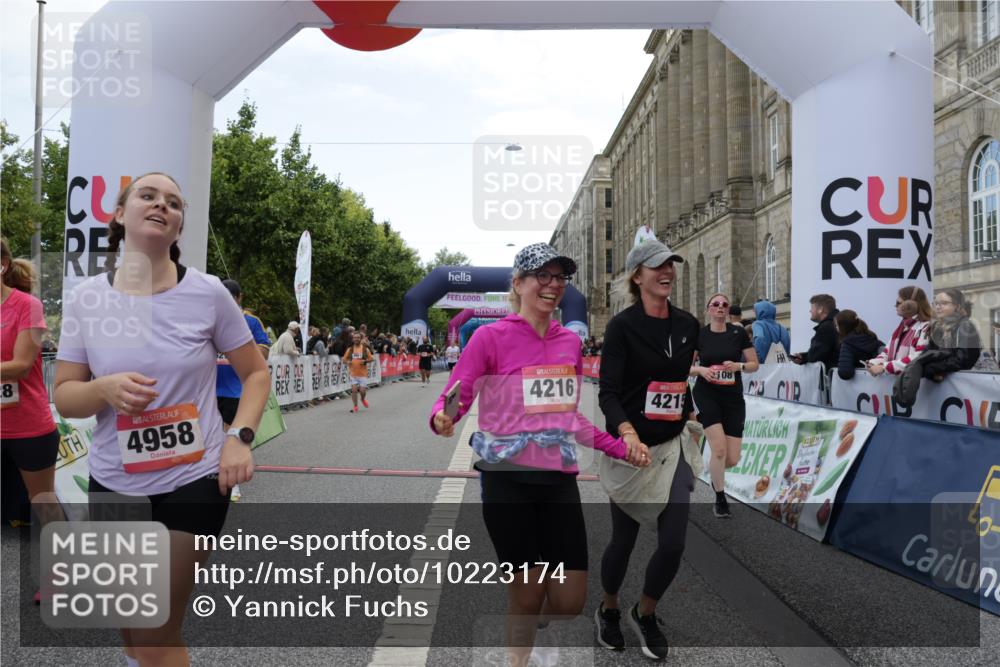 06.09.2026 - CURREX Alsterlauf Yannick Fuchs http://msf.ph/oto/10223174 06.09.2026 10:12:09 Ziel 3108, 3128, 3557, 3601, 3761, 4215, 4216, 4223, 4946, 4957, 4958, 6271 meine-sportfotos.de