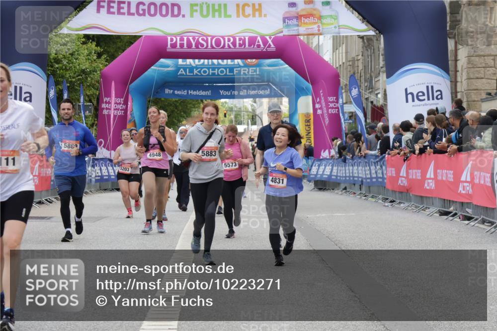 06.09.2026 - CURREX Alsterlauf Yannick Fuchs http://msf.ph/oto/10223271 06.09.2026 10:12:15 Ziel 3108, 3111, 3128, 3601, 4063, 4215, 4216, 4831, 5883, 6271 meine-sportfotos.de