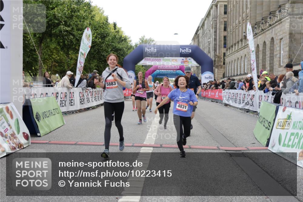 06.09.2026 - CURREX Alsterlauf Yannick Fuchs http://msf.ph/oto/10223415 06.09.2026 10:12:20 Ziel 3048, 3111, 3112, 3601, 4063, 4831, 4948, 5203, 5573, 5883, 5889 meine-sportfotos.de