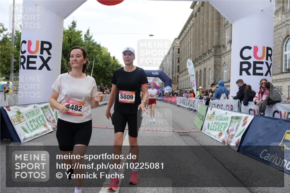 06.09.2026 - CURREX Alsterlauf Yannick Fuchs http://msf.ph/oto/10225081 06.09.2026 10:12:46 Ziel 2193, 2219, 2750, 2942, 3139, 3162, 4302, 4482, 4825, 5369, 5809, 8091, 8227 meine-sportfotos.de