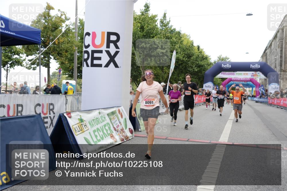 06.09.2026 - CURREX Alsterlauf Yannick Fuchs http://msf.ph/oto/10225108 06.09.2026 10:12:52 Ziel 2193, 2678, 2942, 4825, 5009, 5010, 5335, 6235, 8091 meine-sportfotos.de