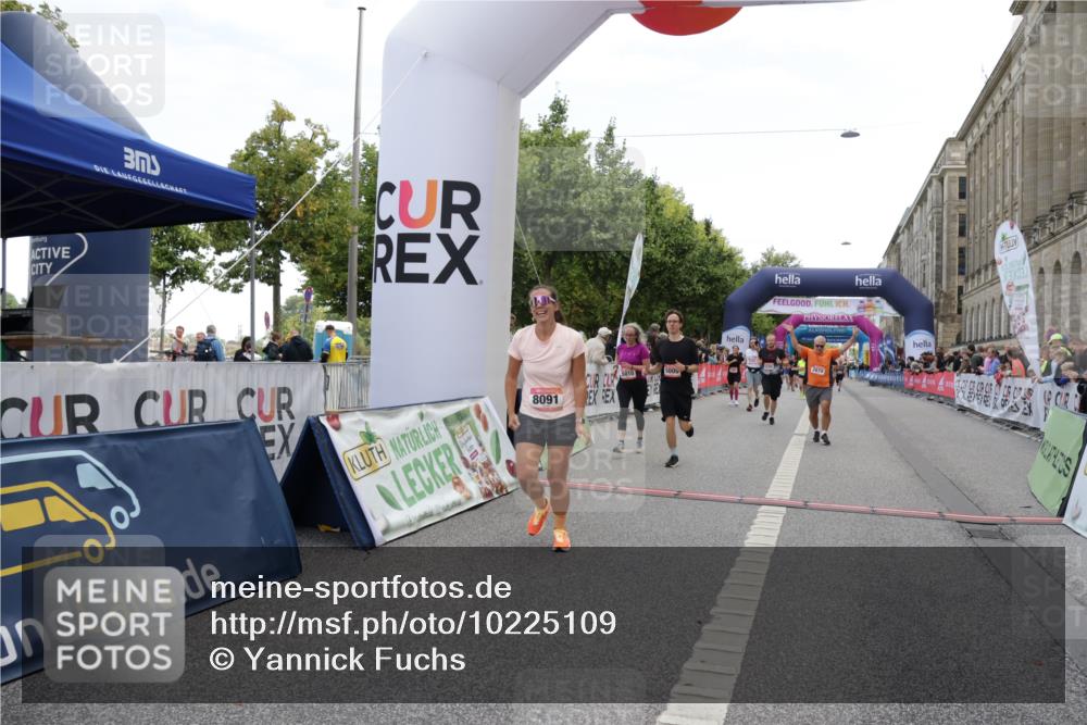 06.09.2026 - CURREX Alsterlauf Yannick Fuchs http://msf.ph/oto/10225109 06.09.2026 10:12:52 Ziel 2193, 2678, 2942, 4825, 5009, 5010, 5335, 6235, 8091 meine-sportfotos.de