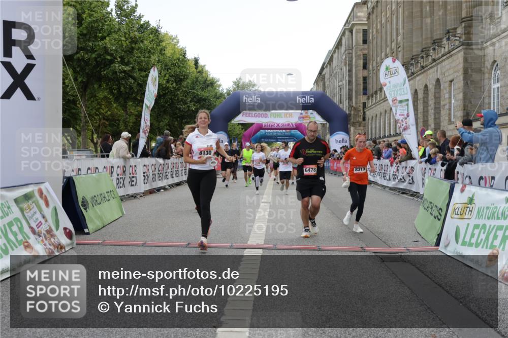 06.09.2026 - CURREX Alsterlauf Yannick Fuchs http://msf.ph/oto/10225195 06.09.2026 10:13:13 Ziel 2073, 2178, 2218, 2822, 2824, 3434, 3438, 3891, 4035, 4103, 5943, 6478, 8130, 8313 meine-sportfotos.de