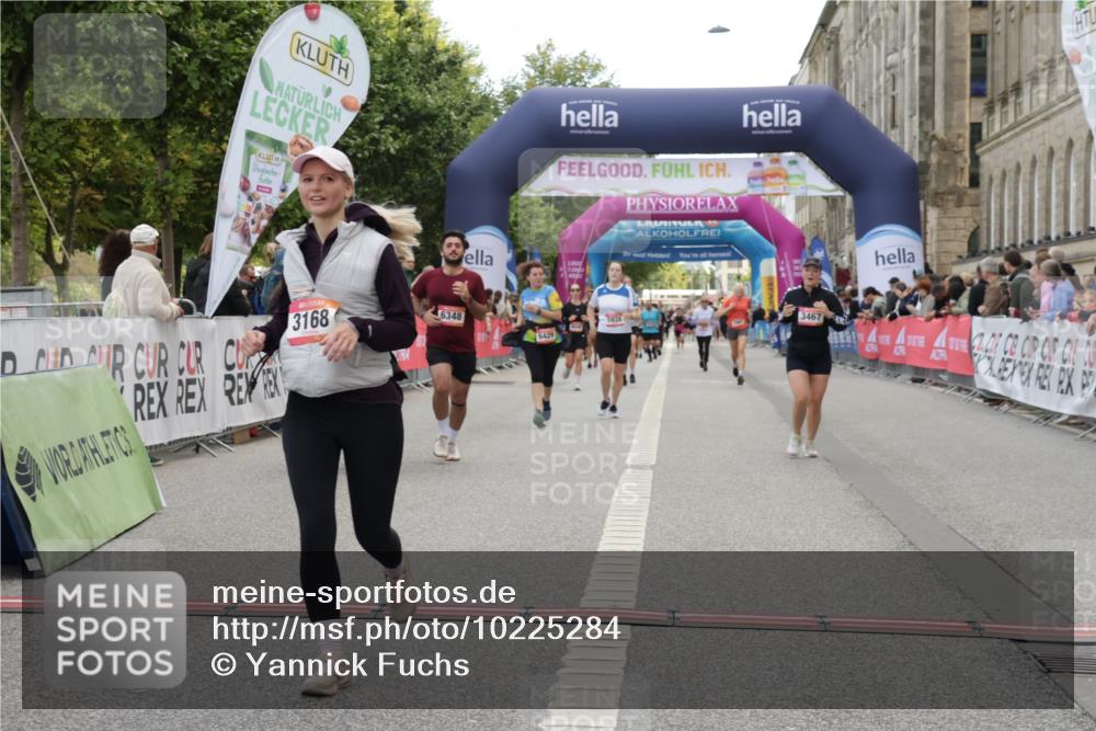 06.09.2026 - CURREX Alsterlauf Yannick Fuchs http://msf.ph/oto/10225284 06.09.2026 10:13:38 Ziel 2596, 3061, 3168, 3186, 3187, 3467, 3643, 5688, 5938, 6348, 6429 meine-sportfotos.de