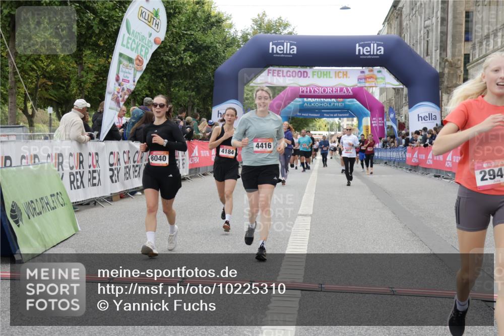 06.09.2026 - CURREX Alsterlauf Yannick Fuchs http://msf.ph/oto/10225310 06.09.2026 10:13:44 Ziel 2596, 2941, 3168, 3467, 4184, 4416, 5938, 6348, 6429, 8040 meine-sportfotos.de
