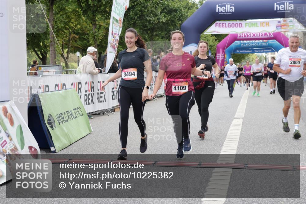 06.09.2026 - CURREX Alsterlauf Yannick Fuchs http://msf.ph/oto/10225382 06.09.2026 10:14:11 Ziel 2800, 2866, 2867, 3494, 3992, 3993, 4109, 4253, 4452, 4981, 5506 meine-sportfotos.de
