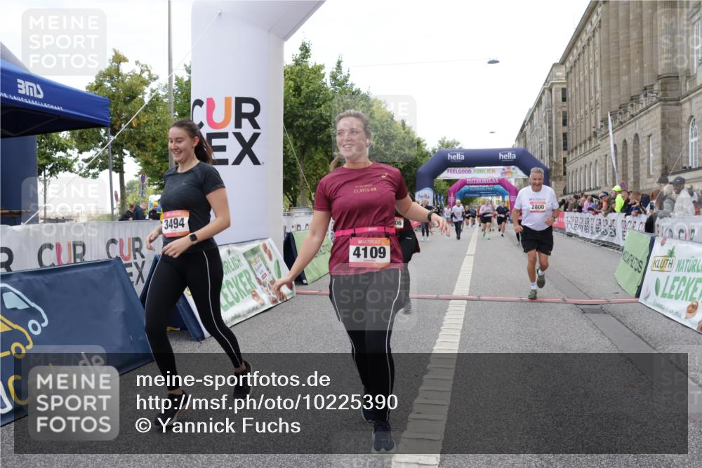 06.09.2026 - CURREX Alsterlauf Yannick Fuchs http://msf.ph/oto/10225390 06.09.2026 10:14:12 Ziel 2800, 2866, 2867, 3494, 3992, 3993, 4109, 4253, 4452, 5506 meine-sportfotos.de