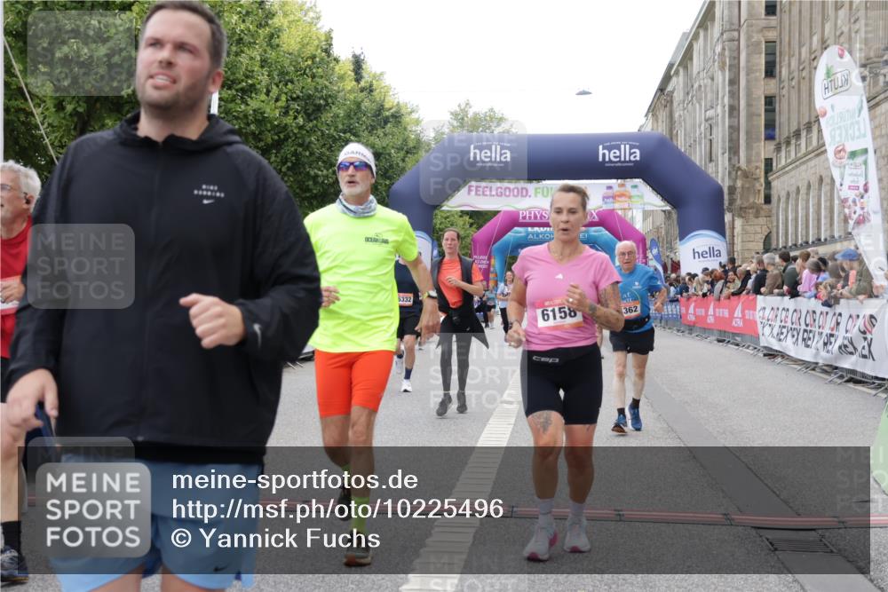 06.09.2026 - CURREX Alsterlauf Yannick Fuchs http://msf.ph/oto/10225496 06.09.2026 10:14:41 Ziel 2421, 2644, 3624, 3907, 4362, 4677, 4683, 5310, 5534, 5965, 6158, 6332 meine-sportfotos.de