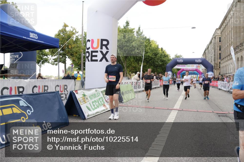06.09.2026 - CURREX Alsterlauf Yannick Fuchs http://msf.ph/oto/10225514 06.09.2026 10:14:45 Ziel 3184, 3260, 3624, 3907, 4362, 4677, 5078, 5533, 5534, 5965, 6053, 6158, 6332 meine-sportfotos.de