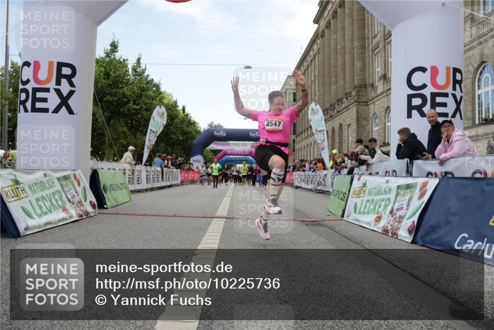 06.09.2026 - CURREX Alsterlauf Yannick Fuchs http://msf.ph/oto/10225736 06.09.2026 10:15:52 Ziel 1003, 2408, 2558, 2559, 3870, 4156, 4547, 4600, 4926, 5221, 6022, 6097 meine-sportfotos.de