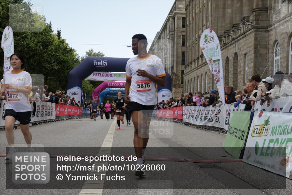 06.09.2026 - CURREX Alsterlauf Yannick Fuchs http://msf.ph/oto/10226060 06.09.2026 10:17:17 Ziel 1092, 2129, 2368, 2688, 2922, 3199, 3459, 5223, 5615, 5872, 5876, 6143 meine-sportfotos.de