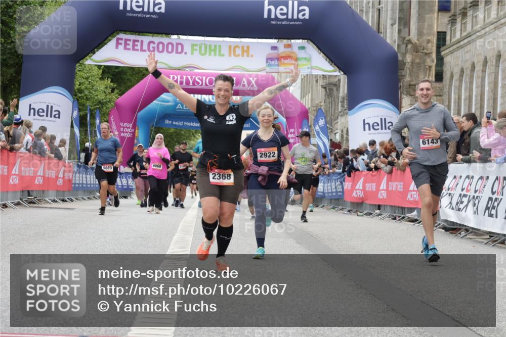 06.09.2026 - CURREX Alsterlauf Yannick Fuchs http://msf.ph/oto/10226067 06.09.2026 10:17:18 Ziel 1092, 2368, 2688, 2922, 3199, 3459, 5223, 5615, 5872, 5876, 6143 meine-sportfotos.de
