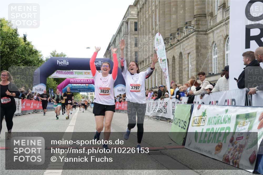 06.09.2026 - CURREX Alsterlauf Yannick Fuchs http://msf.ph/oto/10226153 06.09.2026 10:17:42 Ziel 2070, 3797, 3823, 4757, 4759, 5491 meine-sportfotos.de