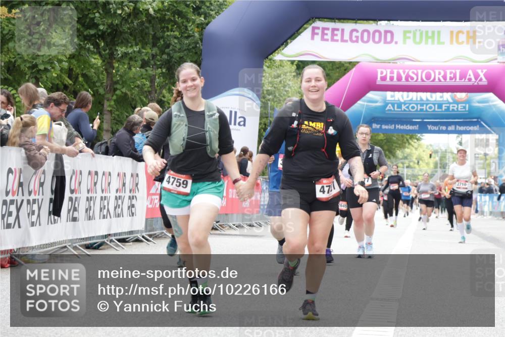 06.09.2026 - CURREX Alsterlauf Yannick Fuchs http://msf.ph/oto/10226166 06.09.2026 10:17:45 Ziel 2070, 2795, 3680, 3797, 3823, 3948, 4757, 4759, 5491 meine-sportfotos.de
