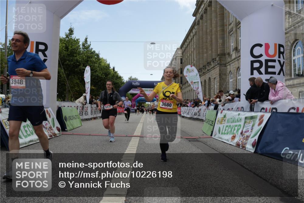 06.09.2026 - CURREX Alsterlauf Yannick Fuchs http://msf.ph/oto/10226198 06.09.2026 10:17:51 Ziel 2645, 2710, 2795, 3680, 3948, 4757, 4759, 5177 meine-sportfotos.de