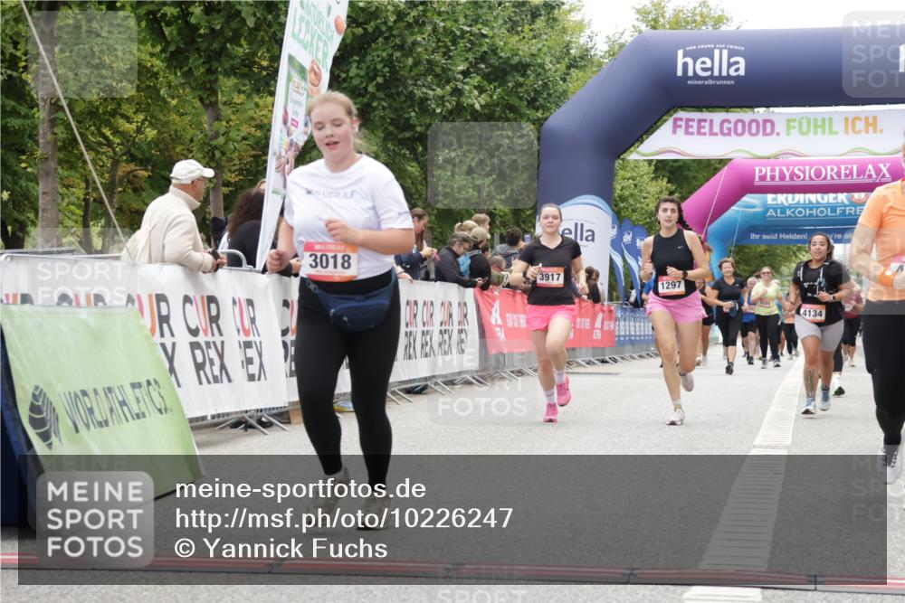 06.09.2026 - CURREX Alsterlauf Yannick Fuchs http://msf.ph/oto/10226247 06.09.2026 10:18:03 Ziel 1297, 2920, 2928, 3018, 3917, 4134, 4906, 4915, 4977 meine-sportfotos.de