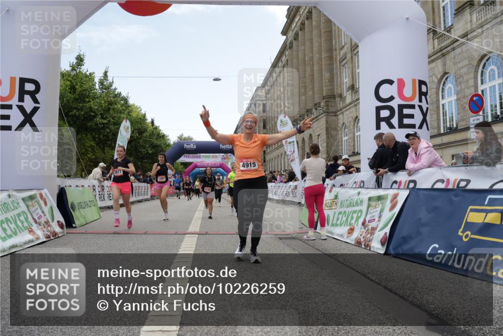 06.09.2026 - CURREX Alsterlauf Yannick Fuchs http://msf.ph/oto/10226259 06.09.2026 10:18:05 Ziel 1297, 2920, 2928, 3018, 3917, 4134, 4232, 4906, 4915, 4977 meine-sportfotos.de