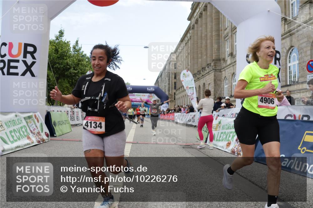 06.09.2026 - CURREX Alsterlauf Yannick Fuchs http://msf.ph/oto/10226276 06.09.2026 10:18:08 Ziel 1297, 2026, 2208, 2209, 2920, 2928, 3018, 3917, 4134, 4232, 4906, 4915 meine-sportfotos.de