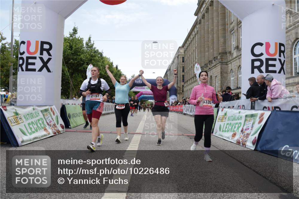 06.09.2026 - CURREX Alsterlauf Yannick Fuchs http://msf.ph/oto/10226486 06.09.2026 10:18:57 Ziel 2157, 2872, 3253, 3272, 3324, 3325, 4044, 4500, 6335 meine-sportfotos.de