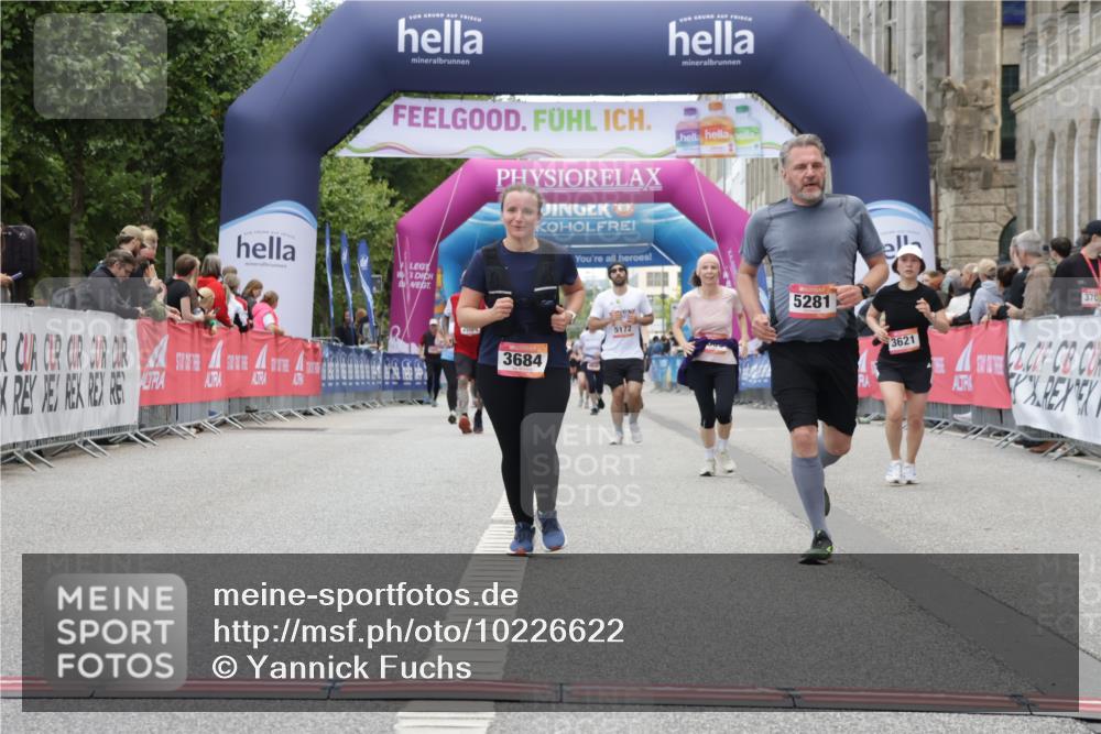 06.09.2026 - CURREX Alsterlauf Yannick Fuchs http://msf.ph/oto/10226622 06.09.2026 10:19:45 Ziel 3621, 3642, 3684, 4480, 5281 meine-sportfotos.de