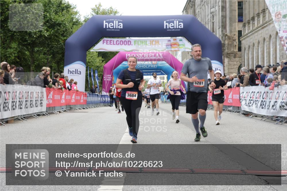 06.09.2026 - CURREX Alsterlauf Yannick Fuchs http://msf.ph/oto/10226623 06.09.2026 10:19:45 Ziel 3621, 3642, 3684, 4480, 5281 meine-sportfotos.de