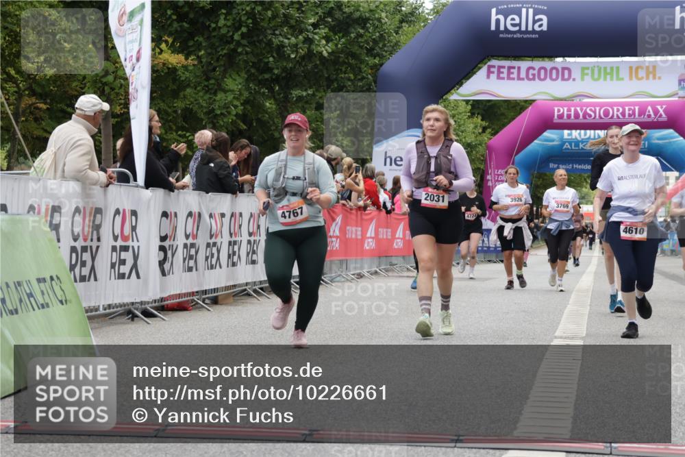 06.09.2026 - CURREX Alsterlauf Yannick Fuchs http://msf.ph/oto/10226661 06.09.2026 10:19:59 Ziel 2031, 2084, 2482, 2483, 3003, 3417, 4270, 4610, 4767, 5172 meine-sportfotos.de
