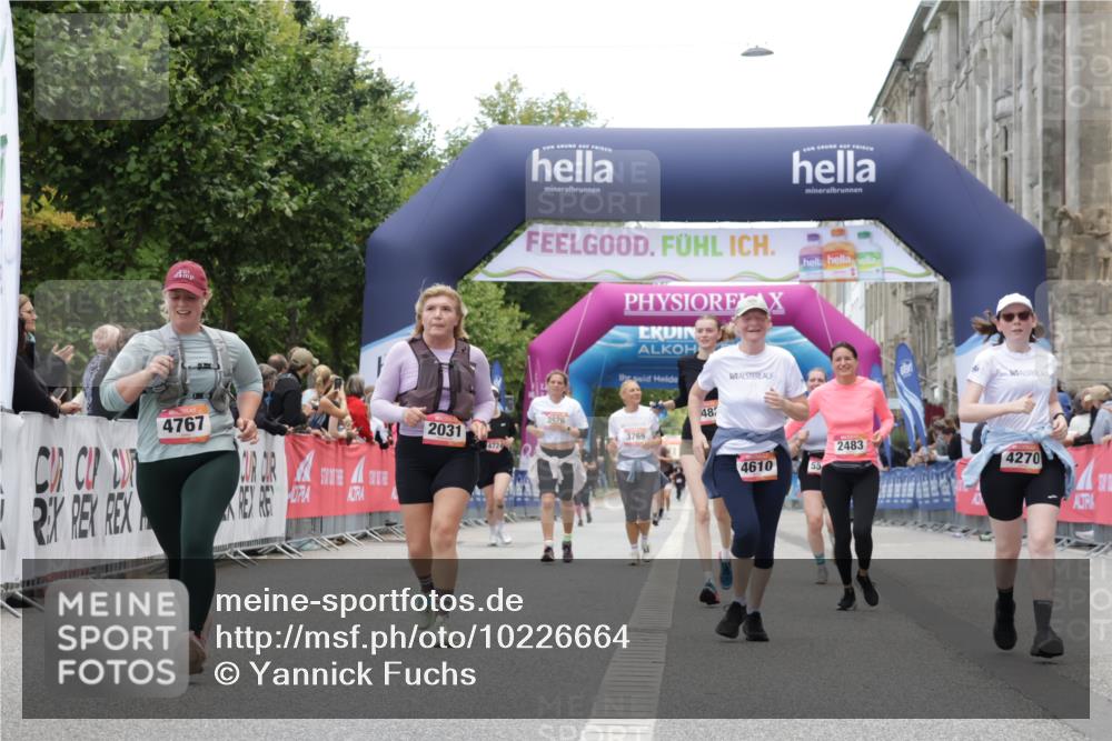 06.09.2026 - CURREX Alsterlauf Yannick Fuchs http://msf.ph/oto/10226664 06.09.2026 10:20:00 Ziel 2031, 2084, 2482, 2483, 3003, 3417, 4270, 4610, 4767, 5172 meine-sportfotos.de