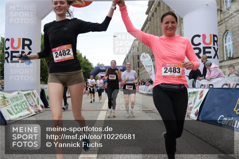 06.09.2026 - CURREX Alsterlauf Yannick Fuchs http://msf.ph/oto/10226681 06.09.2026 10:20:06 Ziel 2031, 2043, 2482, 2483, 3769, 3926, 4270, 4610, 4724, 4767, 5580, 5581 meine-sportfotos.de