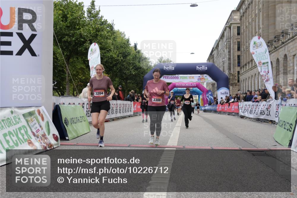 06.09.2026 - CURREX Alsterlauf Yannick Fuchs http://msf.ph/oto/10226712 06.09.2026 10:20:14 Ziel 2043, 2995, 3204, 3308, 3769, 3926, 4724, 5028, 5350 meine-sportfotos.de