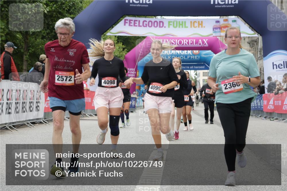 06.09.2026 - CURREX Alsterlauf Yannick Fuchs http://msf.ph/oto/10226749 06.09.2026 10:20:24 Ziel 2366, 2572, 2995, 4098, 4099, 4609, 5350 meine-sportfotos.de