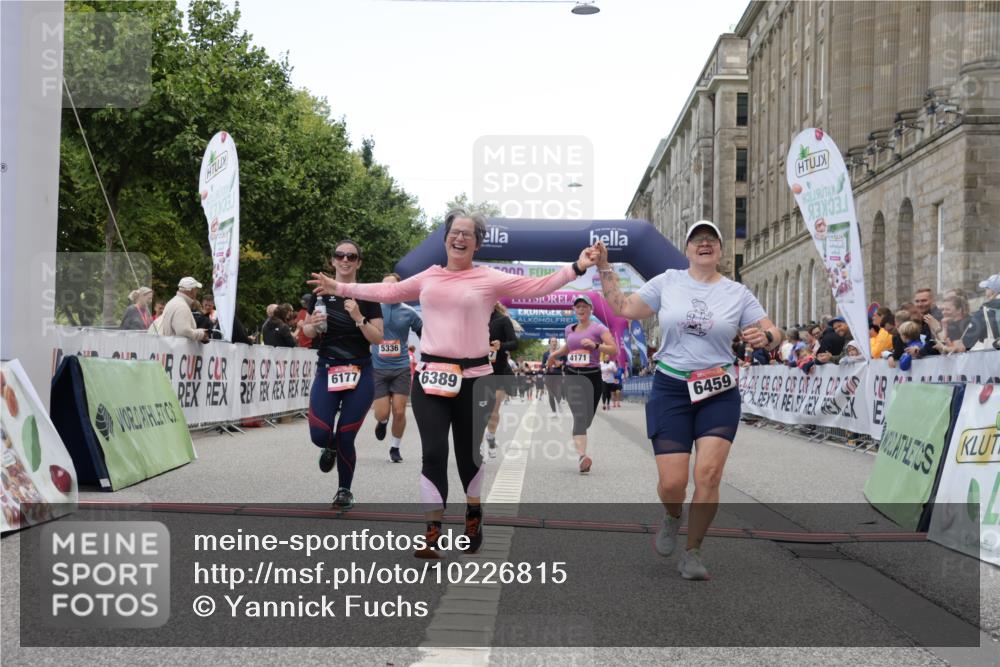 06.09.2026 - CURREX Alsterlauf Yannick Fuchs http://msf.ph/oto/10226815 06.09.2026 10:20:44 Ziel 4171, 5336, 5337, 6177, 6389, 6459 meine-sportfotos.de