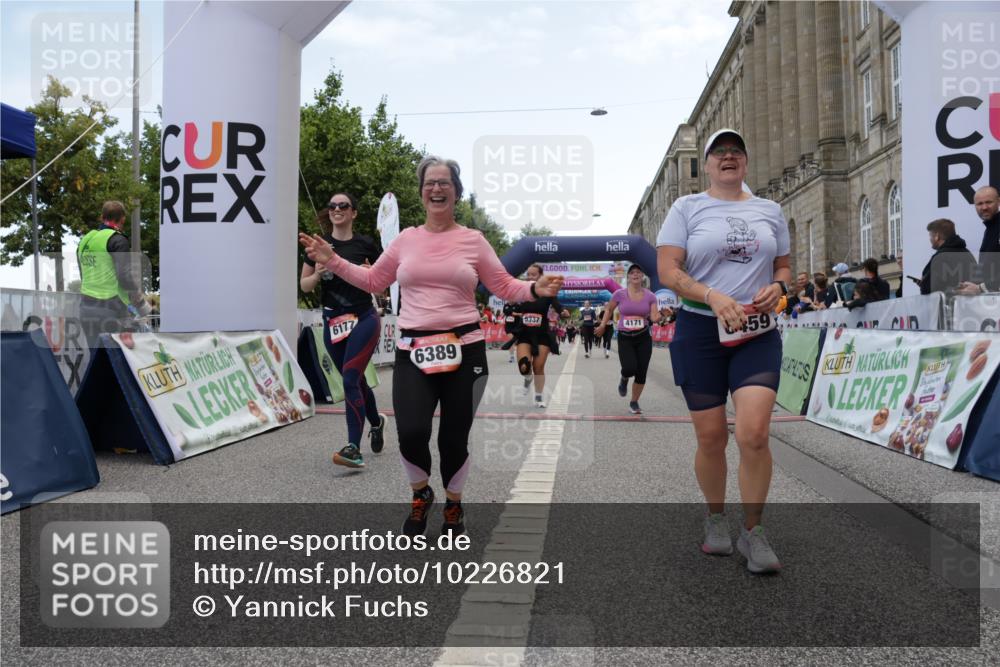 06.09.2026 - CURREX Alsterlauf Yannick Fuchs http://msf.ph/oto/10226821 06.09.2026 10:20:45 Ziel 4171, 5336, 5337, 6177, 6389, 6459 meine-sportfotos.de